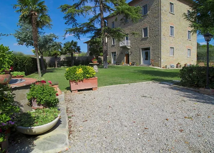 Villa Le Rondini By Interhome