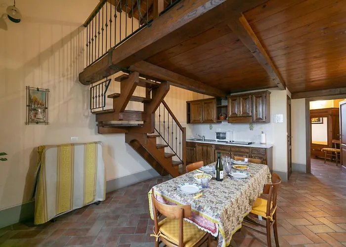 Villa Le Rondini By Interhome