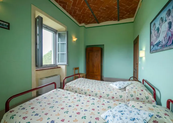 Villa Le Rondini By Interhome